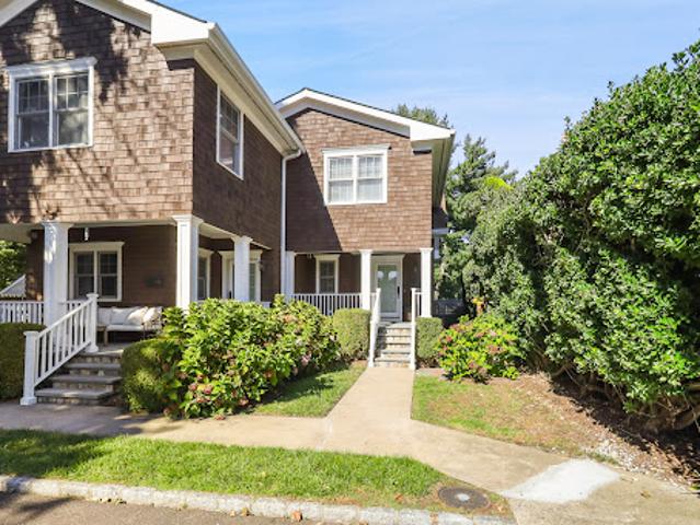 Apartment for sale in Greenwich, Connecticut