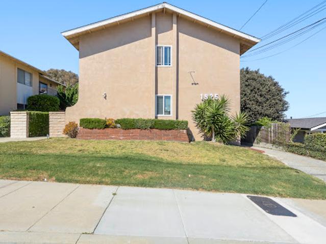 Apartment for sale in Redondo Beach, California
