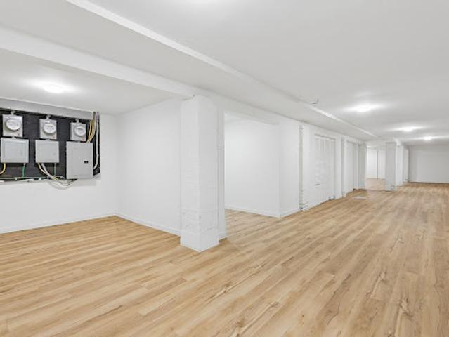Apartment for sale in Newark, New Jersey