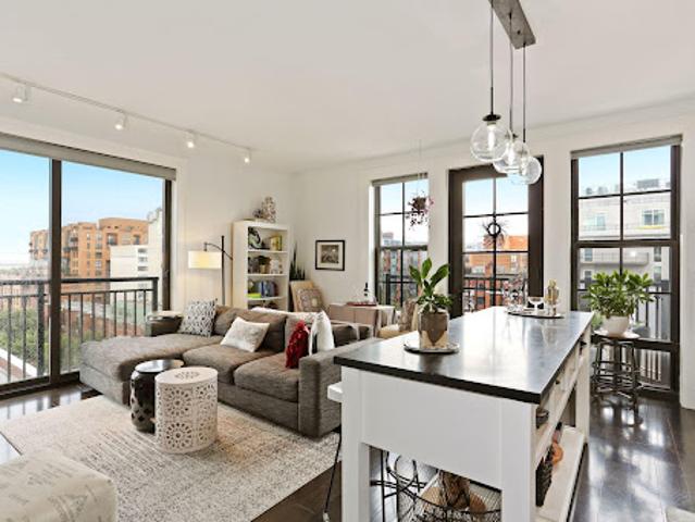 Apartment for sale in Washington, Washington DC