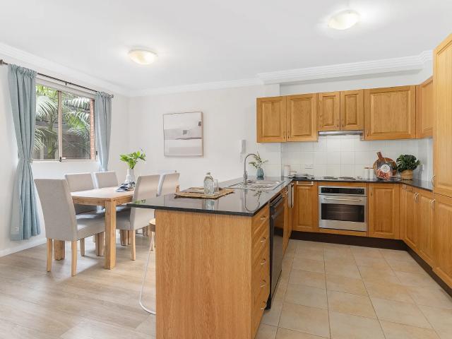 Apartment for rent in Lower North Shore, Sydney