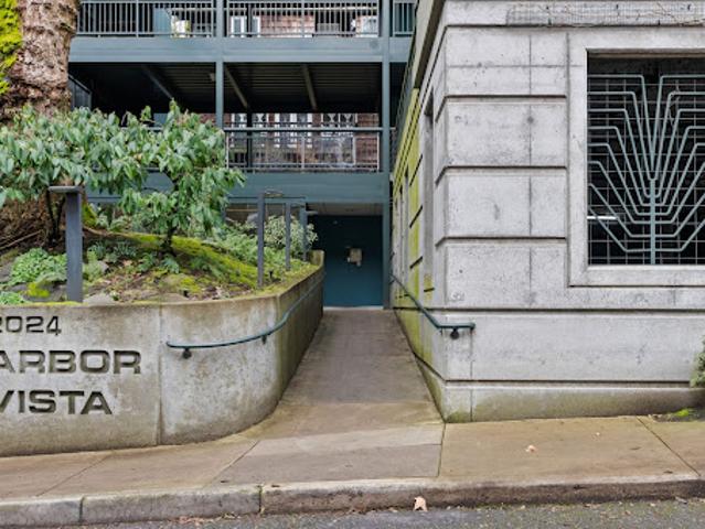 Apartment for sale in Portland