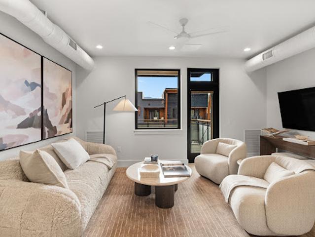 Apartment for sale in Big Sky, Montana