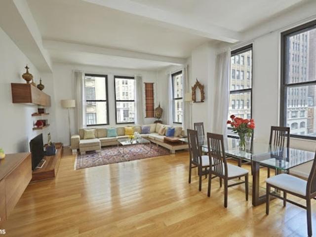 Apartment for sale in Arverne, New York