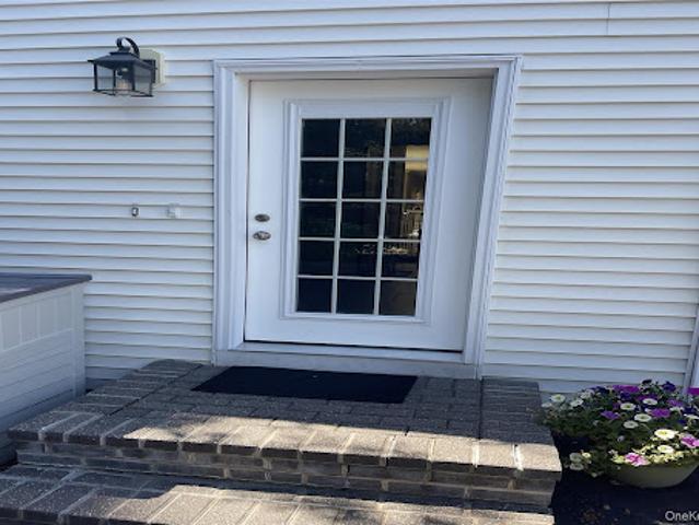 Apartment for rent in Centereach, New York