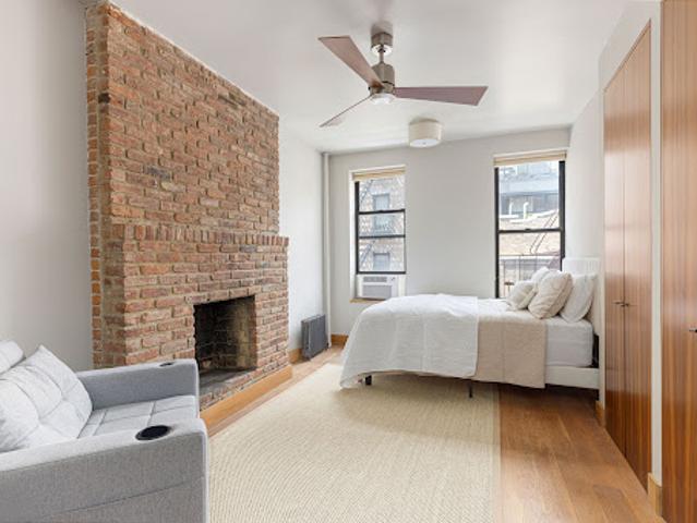 Apartment for sale in Arverne, New York