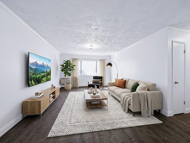 Apartment for sale in Stoughton, Norfolk County