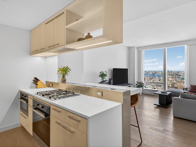 Apartment for sale in Arverne, New York