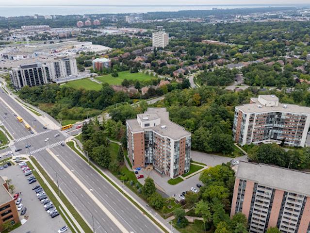Apartment for sale in Oakville, Ontario