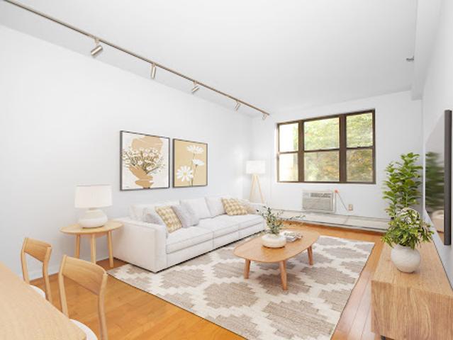 Apartment for sale in Arverne, New York