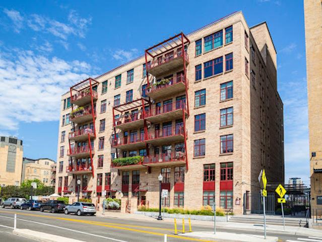 Apartment for sale in Hennepin, Minnesota