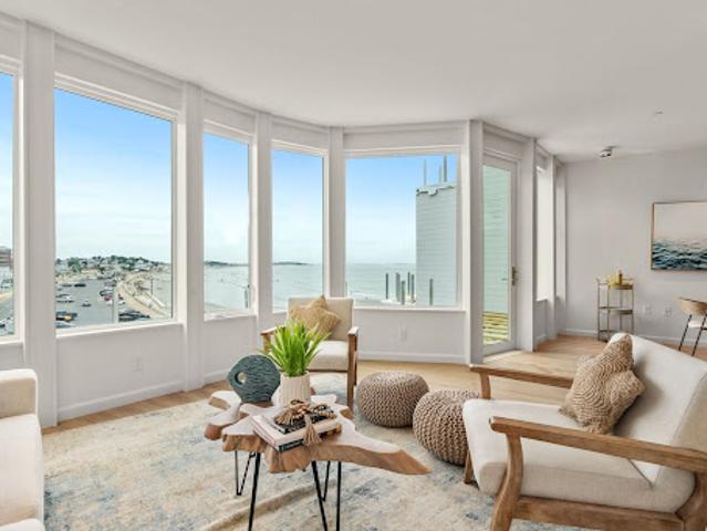 Apartment for sale in Hull, Massachusetts