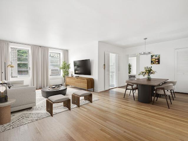 Apartment for sale in Queens, Arverne