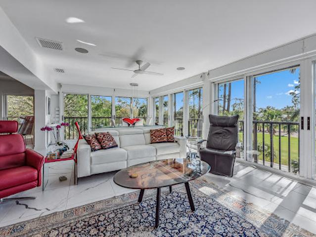 Apartment for sale in Naples, Florida