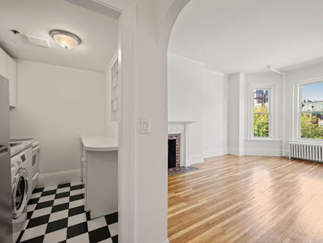 Apartment for sale in Boston, Suffolk County