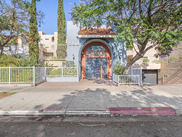 Apartment for sale in Long Beach, California