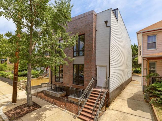 Apartment for sale in Washington, Washington DC