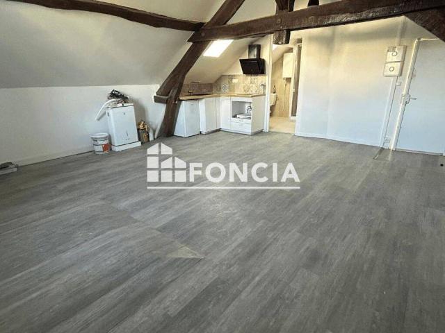 Studio location à Évry Village, Évry-Courcouronnes