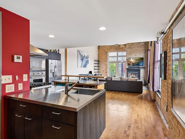 Apartment for sale in Hennepin, Minnesota