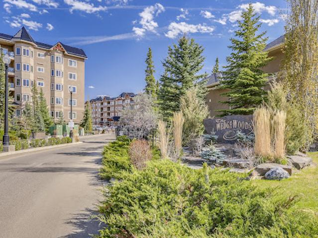 Apartment for sale in Northwest, Alberta