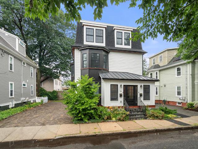 Apartment for sale in Somerville, Massachusetts
