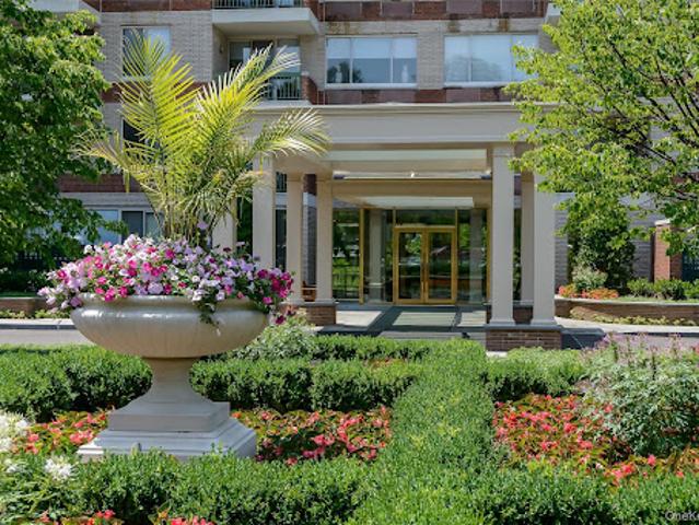 Apartment for sale in Nassau, New York