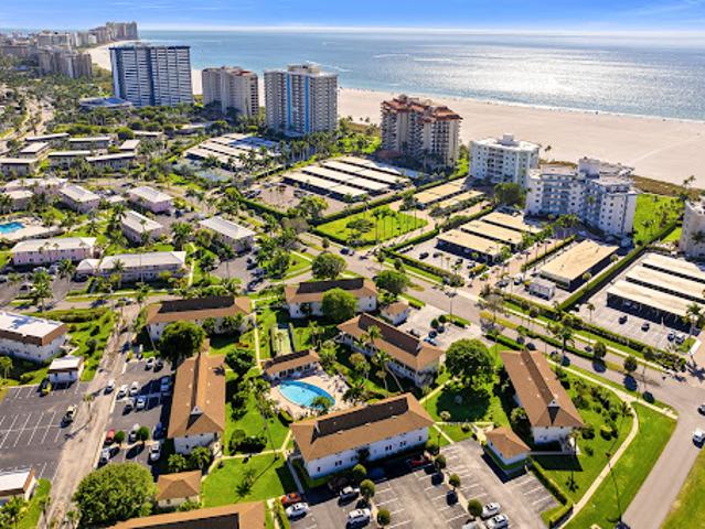 Apartment for sale in Marco Island, Florida
