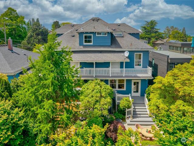Apartment for sale in Seattle, Washington