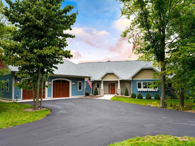 Apartment for sale in Egg Harbor, Wisconsin