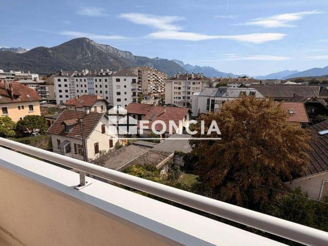Studio location à Annecy