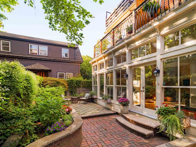 Apartment for sale in Cambridge, Massachusetts