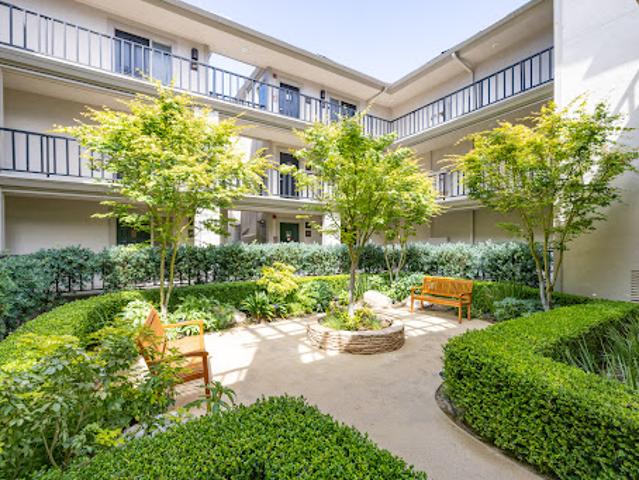 Apartment for sale in California