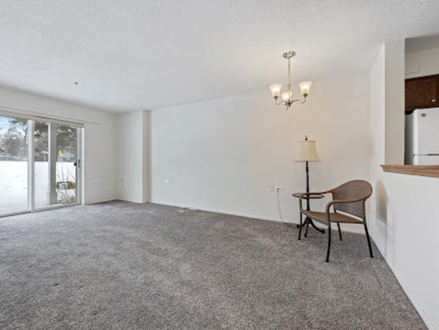 Apartment for sale in Wilmette, Illinois