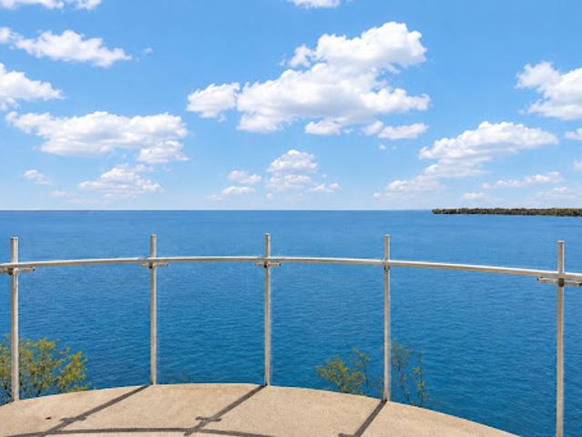 Apartment for sale in Pointe-claire, Quebec