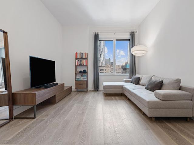 Apartment for sale in Arverne, New York