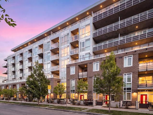Apartment for sale in Northwest, Alberta