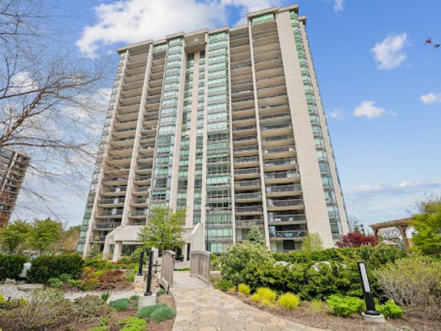 Apartment for sale in Oakville, Ontario
