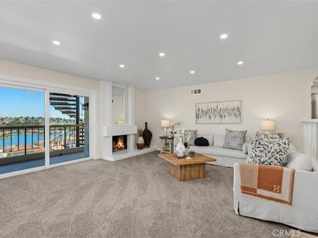 Apartment for sale in Mission Viejo, California