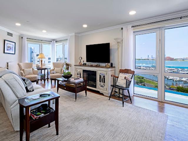 Apartment for sale in Quincy, Massachusetts