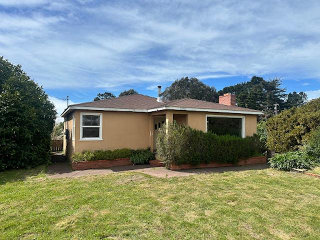 Apartment for sale in Fort Bragg, California