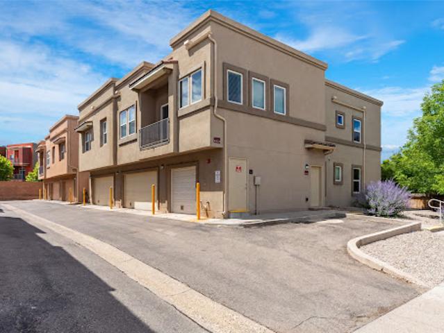 Apartment for sale in Santa Fe, New Mexico