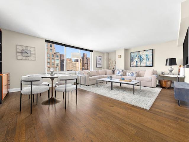 Apartment for sale in Arverne, New York