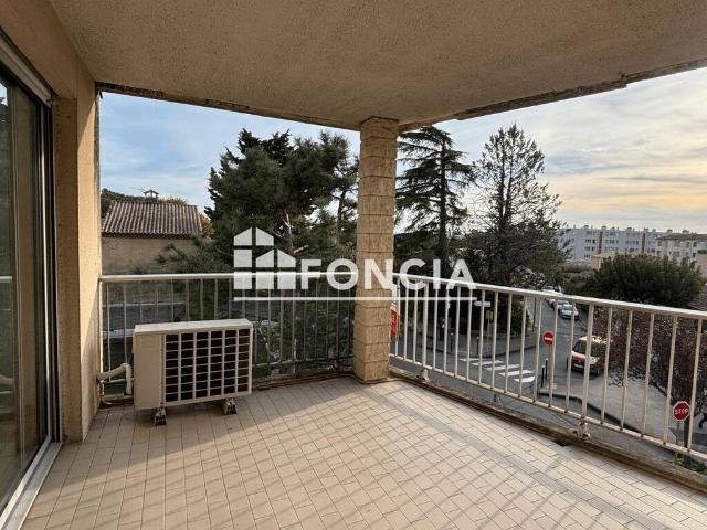 Appartement location à Baron, Orange