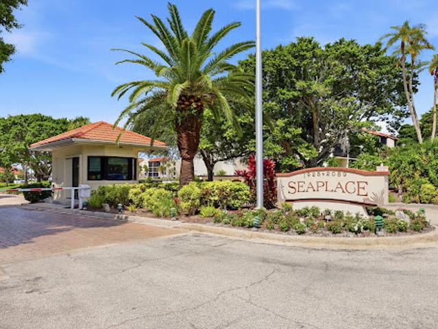Apartment for rent in Longboat Key, Florida