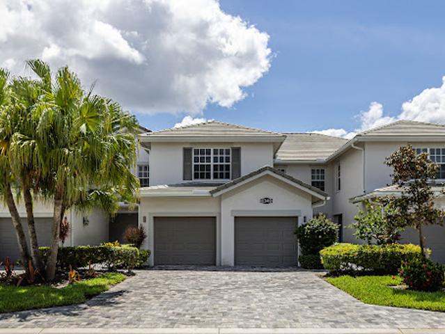Apartment for sale in Naples, Florida