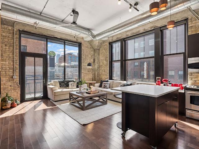 Apartment for sale in Hennepin, Minnesota