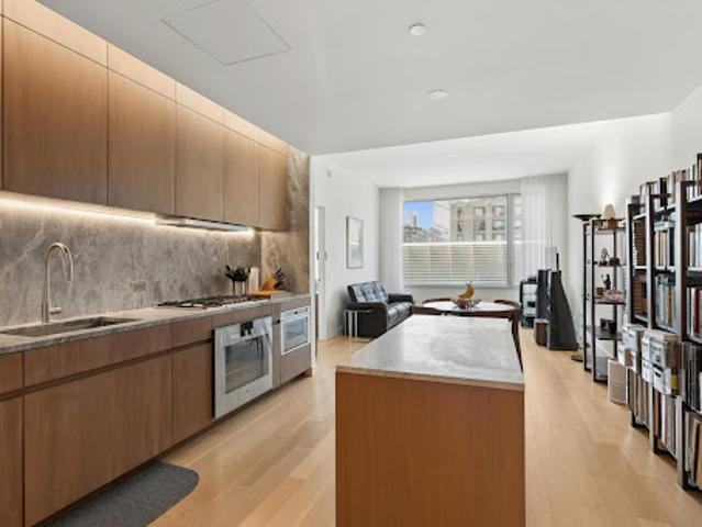 Apartment for sale in Arverne, New York