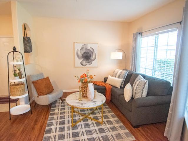 Apartment for sale in Sacramento, California