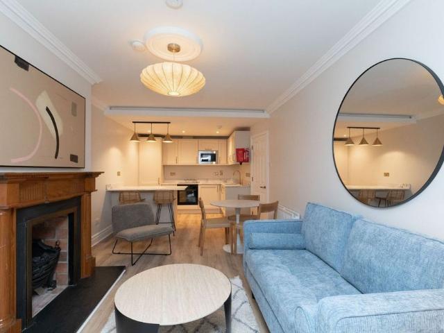 Apartment to rent in Bluebell, North Tipperary