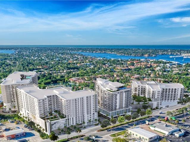 Apartment for sale in Naples, Florida